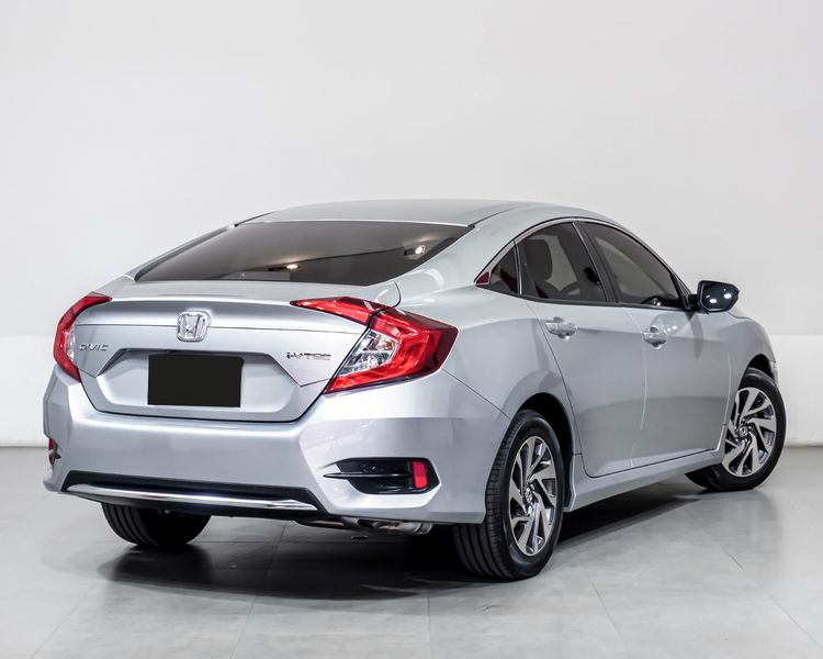 Honda Civic 2019 1.8 E i-VTEC Sedan เบนซิน เกียร์อัตโนมัติ บรอนซ์เงิน รูปที่ 3