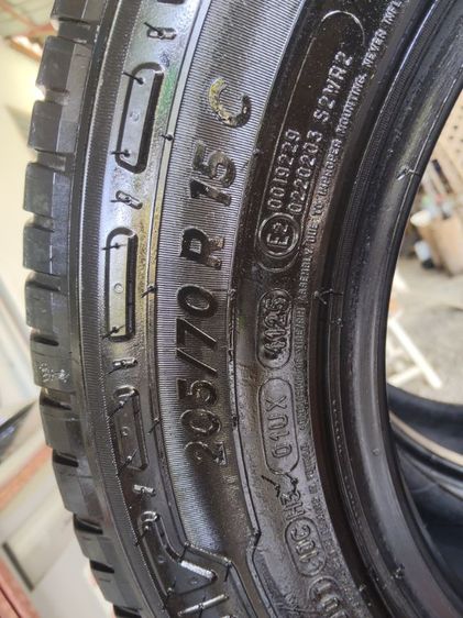 ยางมิชลิน 205-70-15 ปี 25 (2 เส้น)  รูปที่ 2