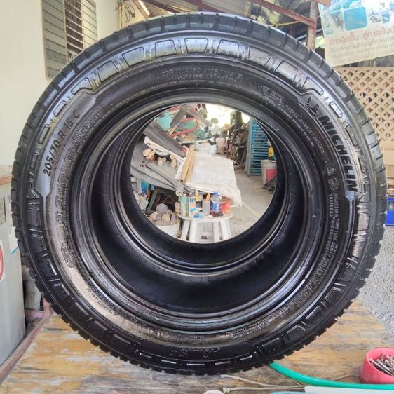 ยางมิชลิน 205-70-15 ปี 25 (2 เส้น)  รูปที่ 4