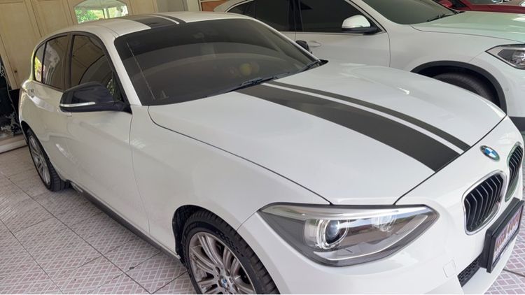 BMW Series 1 2013 116i Sedan เบนซิน ไม่ติดแก๊ส เกียร์อัตโนมัติ ขาว รูปที่ 2