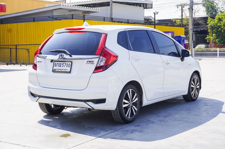 Honda Jazz 2019 1.5 V Sedan เบนซิน ไม่ติดแก๊ส เกียร์อัตโนมัติ ขาว รูปที่ 4