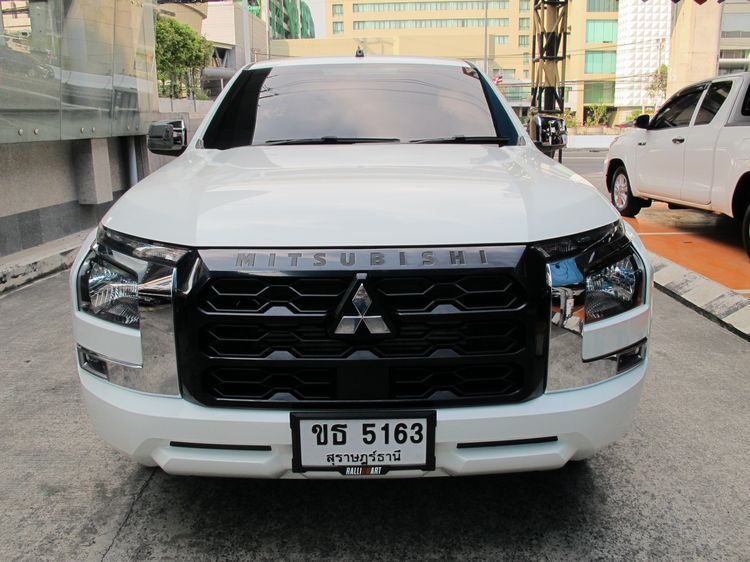 Mitsubishi Triton 2025 All New Double Cab 2.4 Pro Pickup ดีเซล ไม่ติดแก๊ส เกียร์ธรรมดา ขาว รูปที่ 3