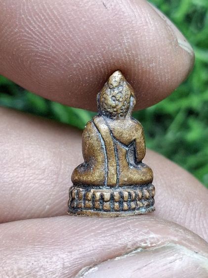 (ปิดแล้วครับ)หล่อโบราณเก่า มีคราบดินเบ้าฝังตามซอก ( ส่วนตัวดูดี ปีลึก ) ไม่ทราบที่ครับ รูปที่ 2