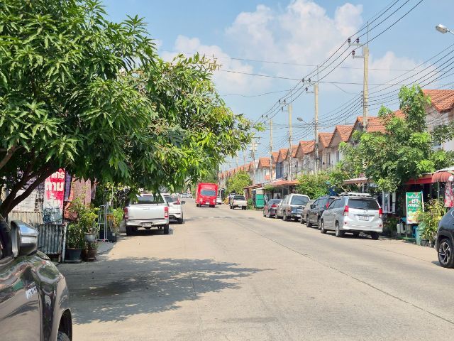 Pruksa ไม่ใช่ บ้านเช่า.ขาย ไทรน้อย นนทบุรี ม.พฤกษา38 ถนนสายเมนหมู่บ้านจากทางเข้าเดิน 1 นาทีถึงบ้าน รูปที่ 3
