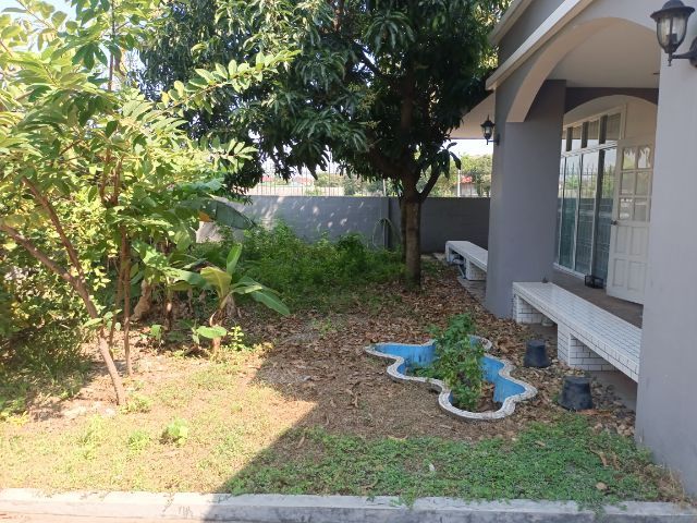 อื่นๆ มีบางส่วน สร้างเสร็จก่อน 2010 ไม่ใช่ ขายบ้านเดี่ยวตกแต่งพร้อมอยู่ทำเลดีหลังมุม เงียบน่าอยู่ รูปที่ 3