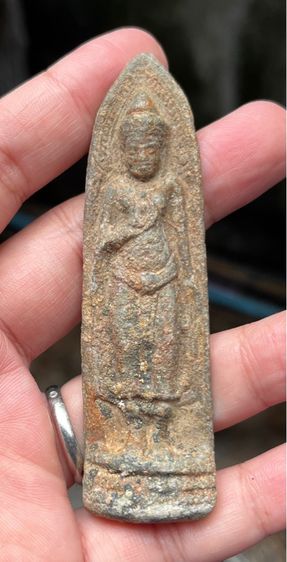 พระร่วงเนื้อชินเก่าๆๆ