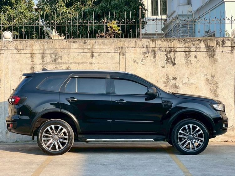 Ford Everest 2018 2.0 Titanium Plus Utility-car ดีเซล ไม่ติดแก๊ส เกียร์อัตโนมัติ ดำ รูปที่ 3