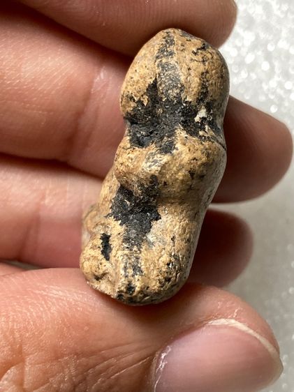 พระปิดตาเนื้อผงเก่า รูปที่ 3