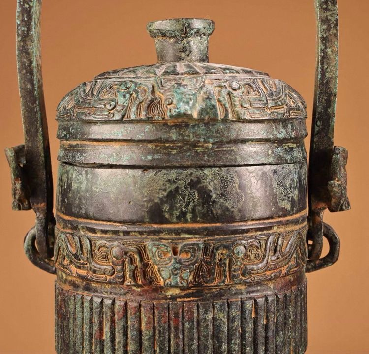 ✨ภาชนะสำริดจีนโบราณ ที่รู้จักกันในชื่อ ฝู่ (fū)  รูปที่ 3