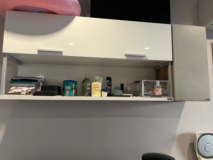 ขายตู้ลอย