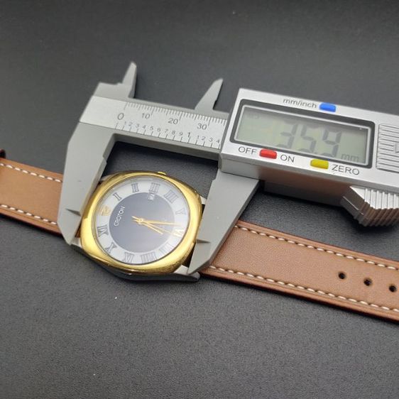 นาฬิกา แบรนด์ CROTON 18k gold crown and bezel ขนาด 35มม. สายหนังใหม่ สภาพพร้อมใช้ รูปที่ 12