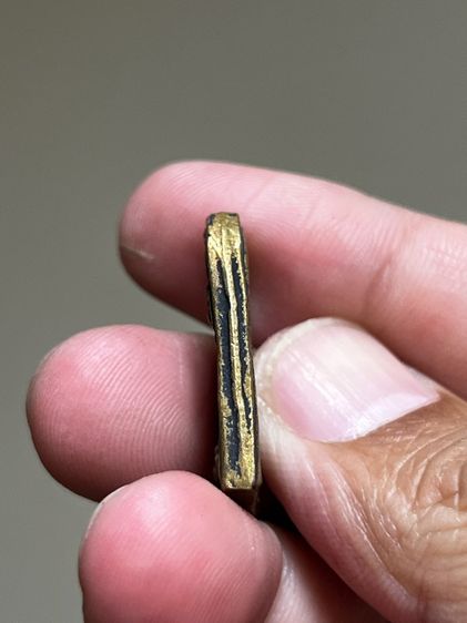 พระหล่อเก่า รูปที่ 3