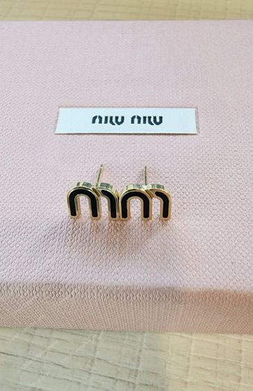 ต่างหู miu miu แท้💯มือสอง รูปที่ 6