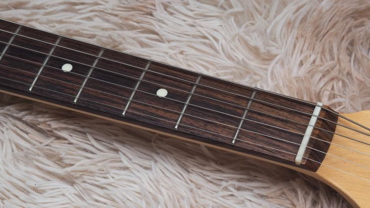 ขาย Fender Hybrid 60s รูปที่ 4