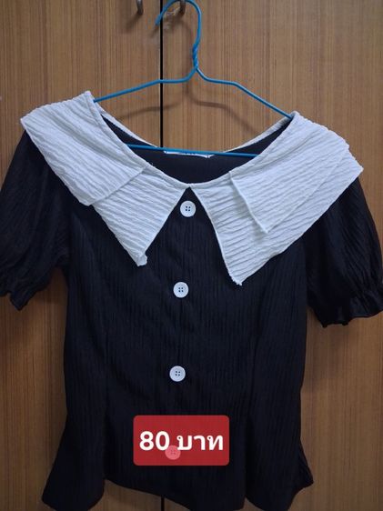 แขนสั้น อื่นๆ ฟรีไซส์ เสื้อเชิ้ตและเสื้อผู้หญิง อื่นๆ 📢โล๊ะเสื้อผ้ามือ2 งานผ้าดี 👗👚ราคาตามรูป สนใจเพิ่มเติมทักแชทได้เลยค่ะ📲