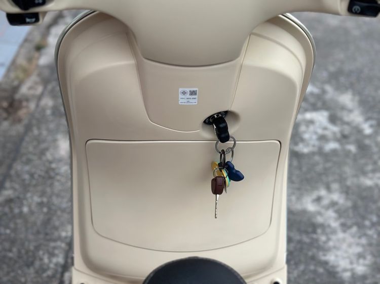 Vespa Lx 125 i-get รูปที่ 14