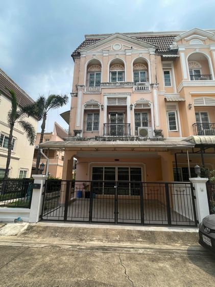 อื่นๆ มีบางส่วน สร้างเสร็จก่อน 2010 ให้เช่าทาวน์โฮม 3 ชั้น URBAN SATHORN ใกล้ BTS บางหว้า – สาทร รูปที่ 2