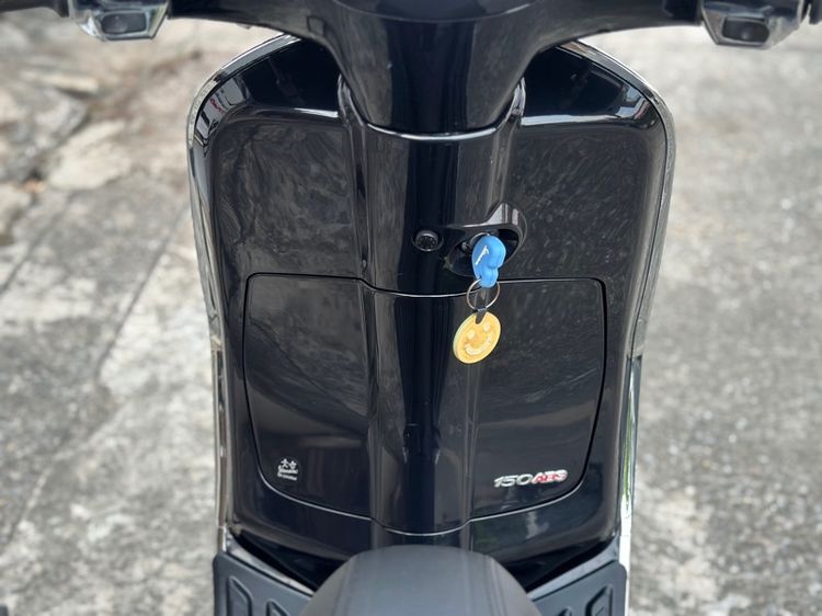 Vespa Primavera 150 i-get รูปที่ 16