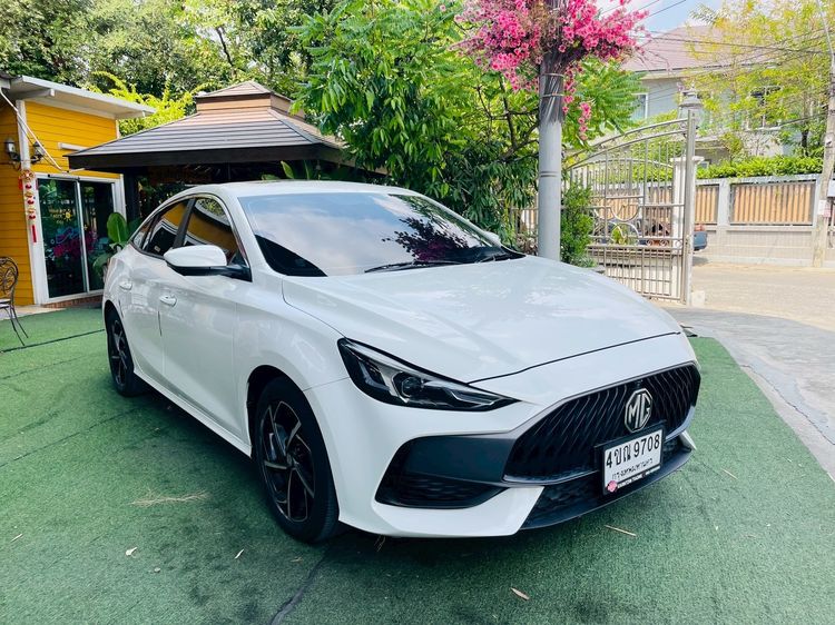 MG MG5 2024 1.5 X Sedan เบนซิน LPG เกียร์อัตโนมัติ ขาว รูปที่ 2
