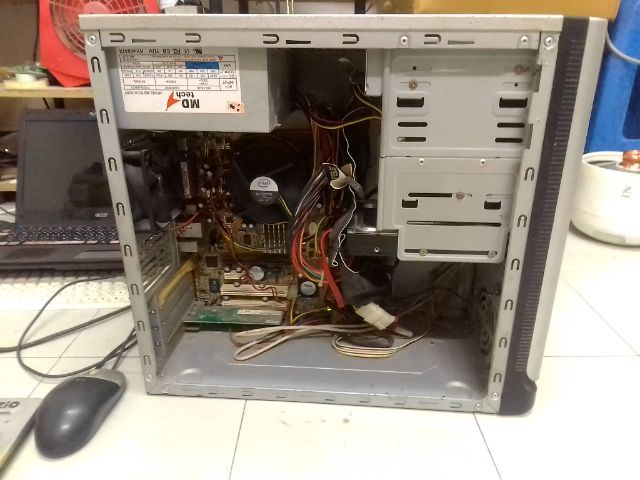 เคส PCคอมตั้งโต๊ะ ไม่มีฝาข้าง เอาไว้ใช้ก็ได้เป็นอะไหล่ก็ดี รับเองครับมือไม่ส่ง รูปที่ 4