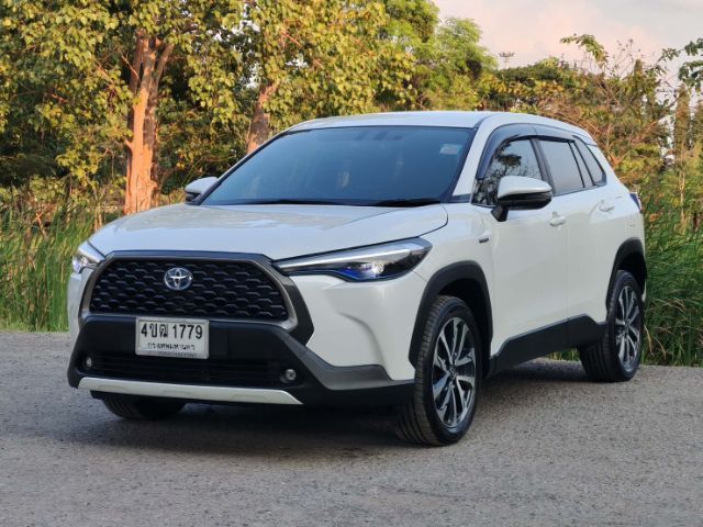 Toyota Corolla Cross 2023 1.8 Hybrid Premium Utility-car ไฮบริด ไม่ติดแก๊ส เกียร์อัตโนมัติ ขาว รูปที่ 3
