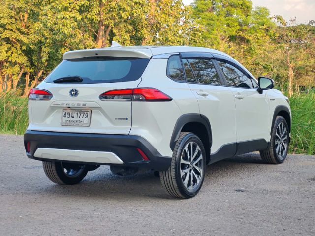 Toyota Corolla Cross 2023 1.8 Hybrid Premium Utility-car ไฮบริด ไม่ติดแก๊ส เกียร์อัตโนมัติ ขาว รูปที่ 4