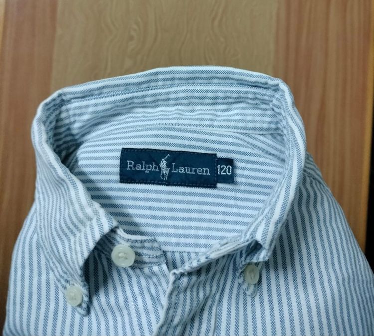 เสื้อเชิ๊ต POLO RALPH LAREN แท้ 💯 size 120 วัดจริงอก 17 ยาว 22 สภาพใหม่มาก สีทรงสวย เนื้อผ้าดีมาก หายากน่าสะสมครับ รูปที่ 2
