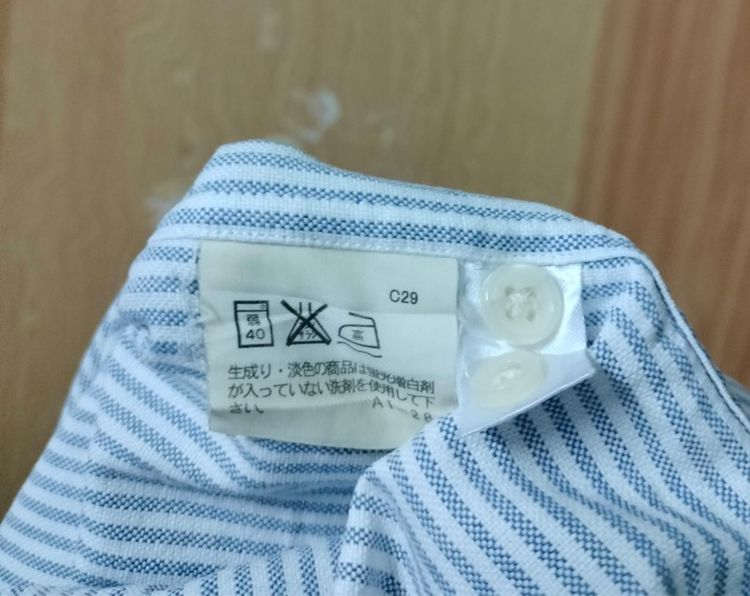 เสื้อเชิ๊ต POLO RALPH LAREN แท้ 💯 size 120 วัดจริงอก 17 ยาว 22 สภาพใหม่มาก สีทรงสวย เนื้อผ้าดีมาก หายากน่าสะสมครับ รูปที่ 4