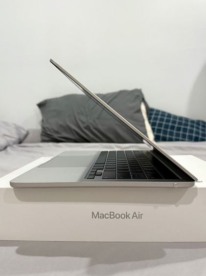 MacBook Air M3 8.256GB รูปที่ 4