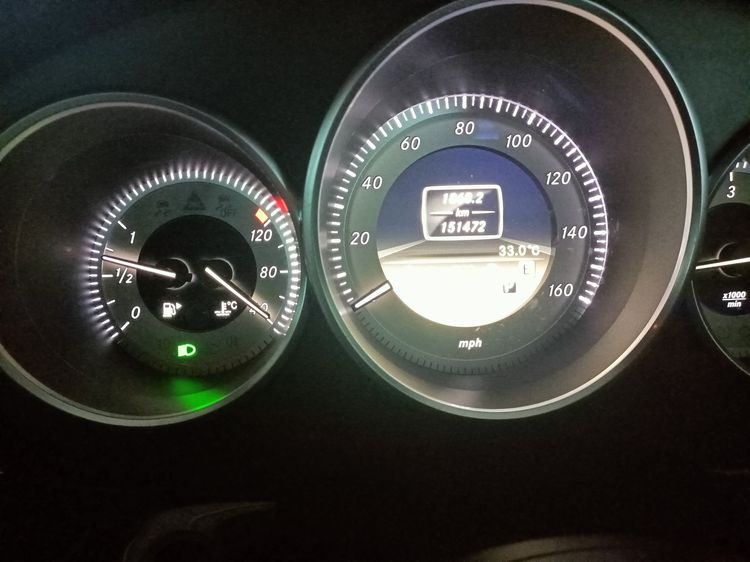 Mercedes-Benz CLS-Class 2012 CLS250 CDI Sedan ดีเซล เกียร์อัตโนมัติ ขาว รูปที่ 2