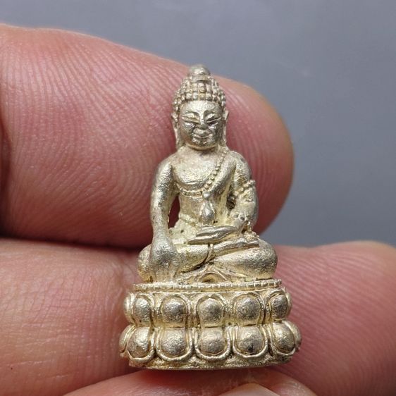 พระชัยวัฒน์ตั๊กม้อ เนื้อเงิน ปลุกเสก 2 พิธีใหญ่ 2 แผ่นดินไทย-จีน วัดสุทัศนฯ-วัดกวงซิ่ว เมืองกวงโจว ประเทศจีน ปี2537 พร้อมกล่องเดิม รูปที่ 3