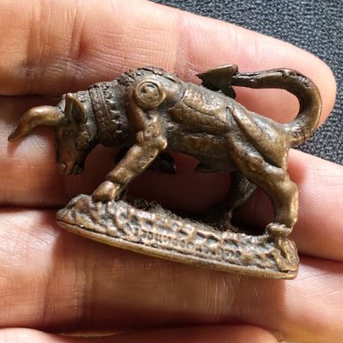 รูปหล่อวัวธนู รูปที่ 2