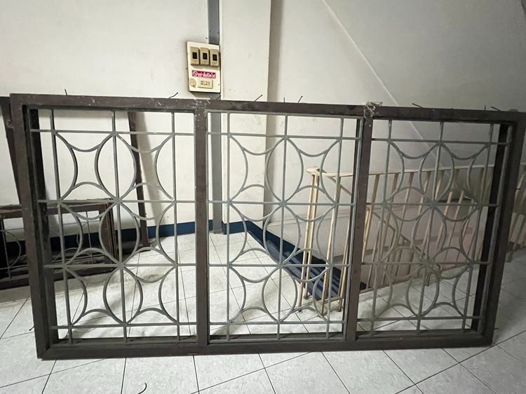 ชุดประตู หน้าต่าง ช่องแสง เหล็ก รูปที่ 2