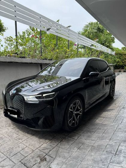 BMW iX 2023 xDrive40 Sport ไฟฟ้า ดำ รูปที่ 2