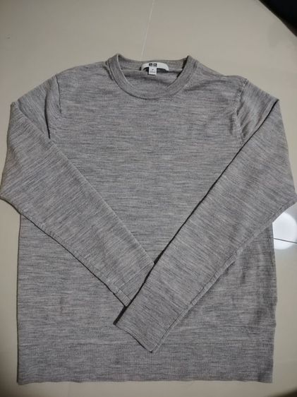 Sweater Uniqlo แท้ มือสอง สภาพดี