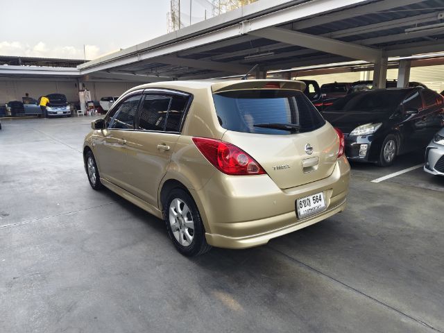 Nissan Tiida 2008 1.6 G Sedan เบนซิน ไม่ติดแก๊ส เกียร์อัตโนมัติ บรอนซ์ทอง รูปที่ 4