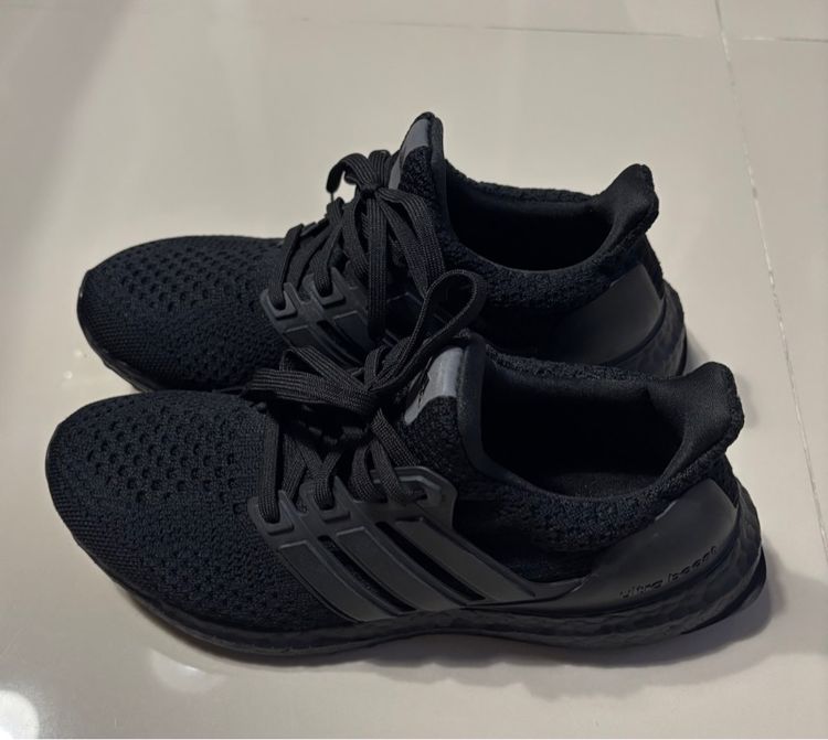 รองเท้าผ้าใบ ดำ อื่นๆ UK 5 | EU 38 | US 6.5 Adidas Ultraboost 5.0 DNA 