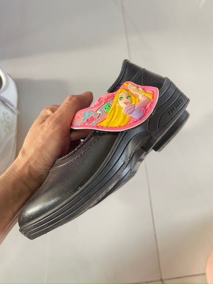 รองเท้านักเรียน รูปที่ 7