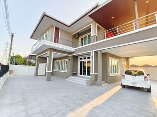 บ้านพร้อมเฟอร์ให้เช่า ทำเลดี เส้นสันกำแพงสายใหม่