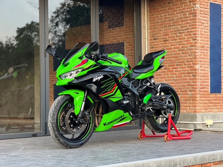 Kawasaki Zx4R SE ปี 2023 ไมล์ 30xx รูปที่ 2