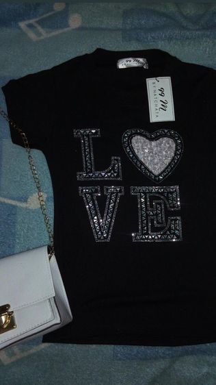 เสื้อผ้า