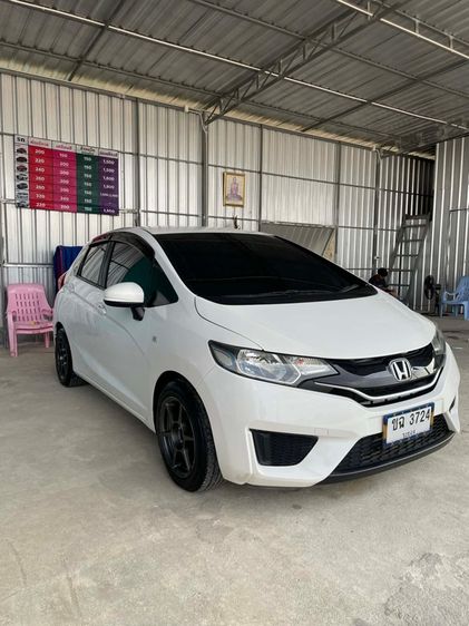 Honda Jazz 2016 1.5 V Sedan เบนซิน เกียร์อัตโนมัติ ขาว รูปที่ 3