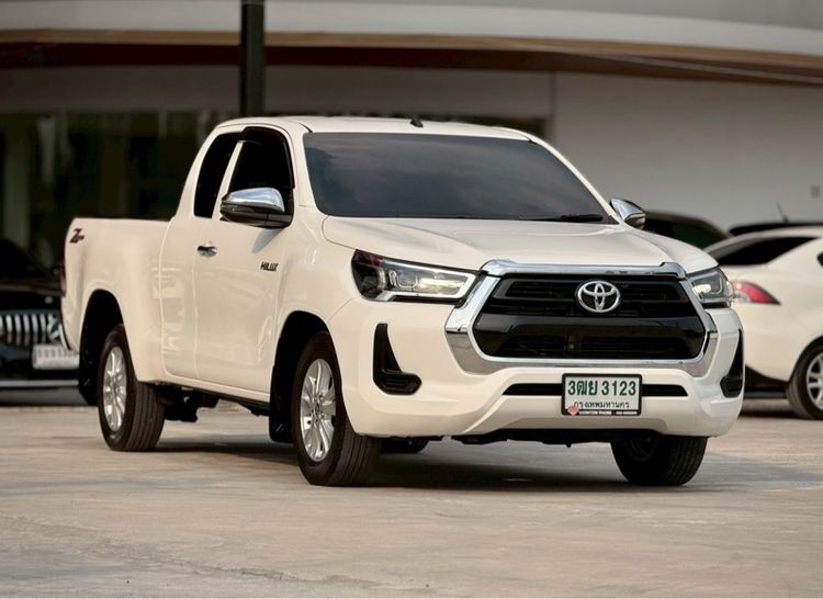 Toyota Hilux Revo 2022 2.4 Z Edition Mid Pickup ดีเซล ไม่ติดแก๊ส เกียร์ธรรมดา ขาว รูปที่ 3