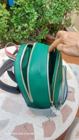 กระเป๋าเป้ สะพายหลัง COACH หนังแท้ สภาพใหม่ ยังมีป้ายห้อย ยังไม่เคยใช้งาน สีเขียวเหนี่ยวทรัพย์ น้ำหนักเบา   รูปที่ 7