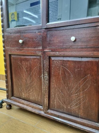 ขายตู้ไม้เก่า อายุมากกว่า 50 ปี ใบใหญ่ ใส่ของได้เยอะ รูปที่ 6