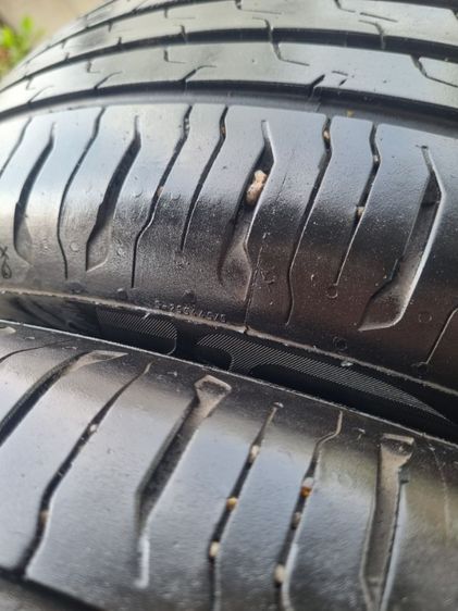 ยางเยอรมัน17"ปี24 continental( made in portugal) มี 2 เส้น ใส่ Camry Accord Teana HRV Nissan Juke Nissan kick BMW X1 ขอบ 17 ไม่มีแผล ปะแก้มยางไม่ครูดไม่เบียดดอกเต็มตามรูป รูปที่ 12