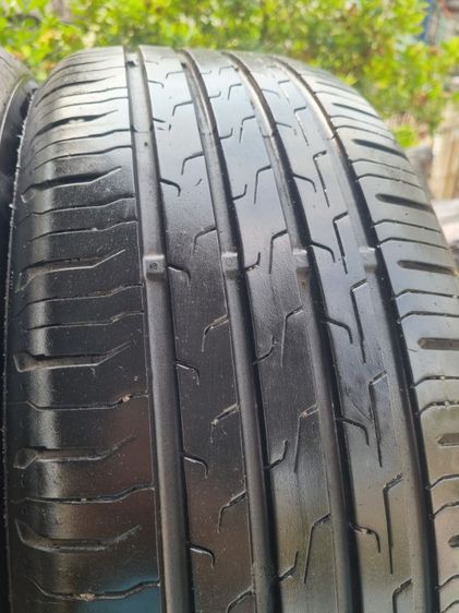 ยางเยอรมัน17"ปี24 continental( made in portugal) มี 2 เส้น ใส่ Camry Accord Teana HRV Nissan Juke Nissan kick BMW X1 ขอบ 17 ไม่มีแผล ปะแก้มยางไม่ครูดไม่เบียดดอกเต็มตามรูป รูปที่ 7