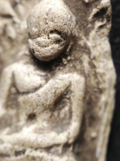 พระรอดลำพูนพิมพ์ใหญ่เนื้อขาวครับ รูปที่ 5