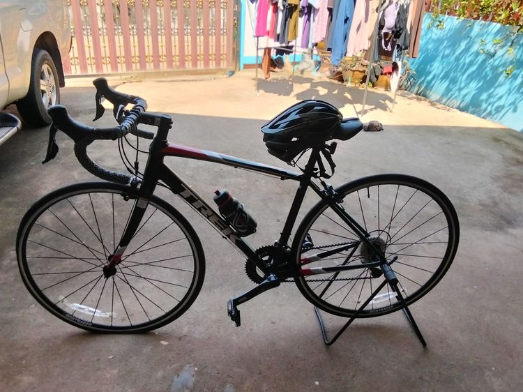 จักรยานเสือหมอบ TREK Domane AL3 สีแดงดำ รูปที่ 3