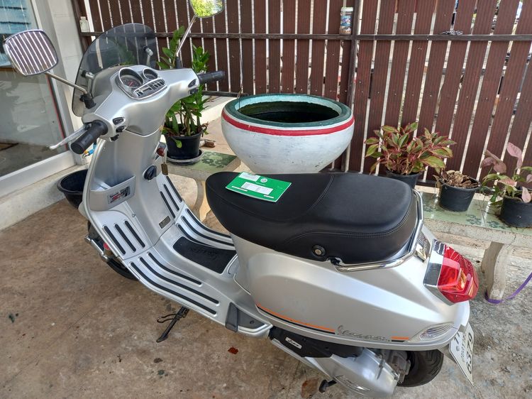 Vespa 125 iget sport edition รูปที่ 4